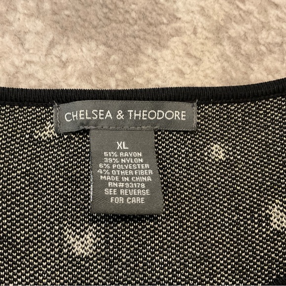 Chelsea & Theodore Festive Animal Print Dolman sleeve sweater/dress Size XL - Picture 4 of 10